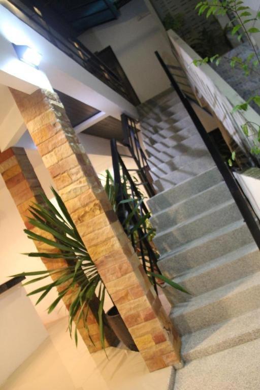 The Seashore Kamala Service Apartment Екстер'єр фото