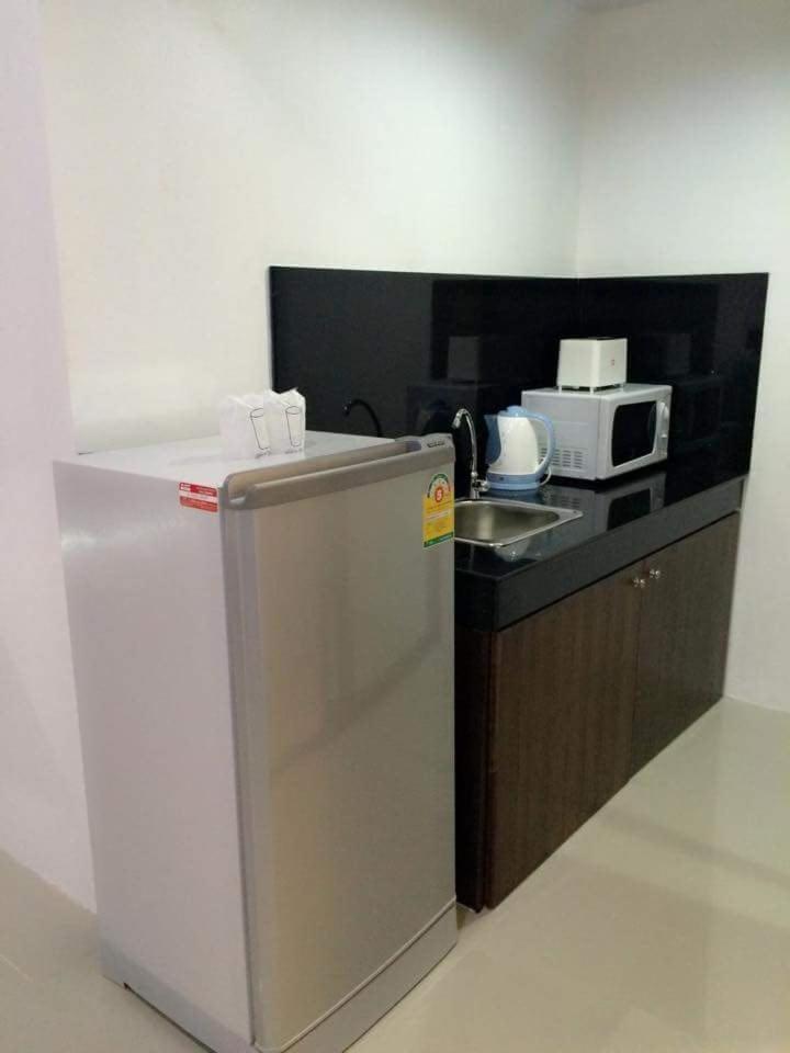 The Seashore Kamala Service Apartment Екстер'єр фото